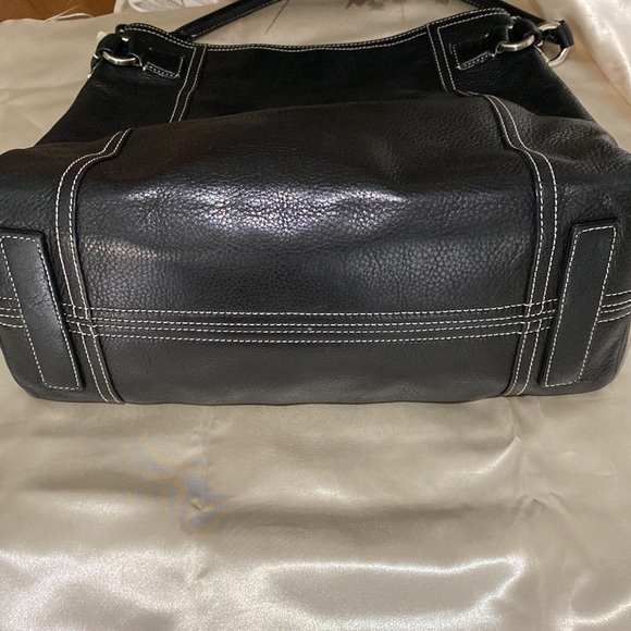 Genuine black leather , shoulder bag. - Picture 6 of 14